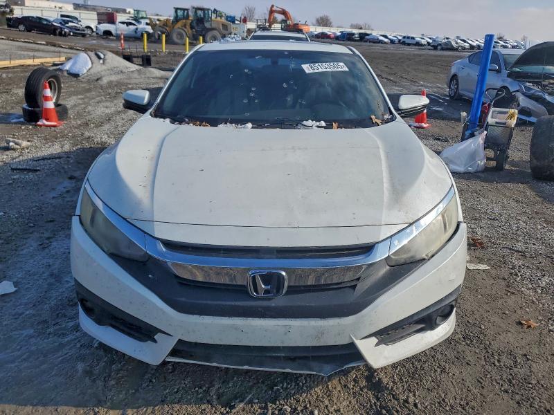 Photo 5 from auction – 2016 HONDA CIVIC with VIN 2HGFC3B39GH354424
