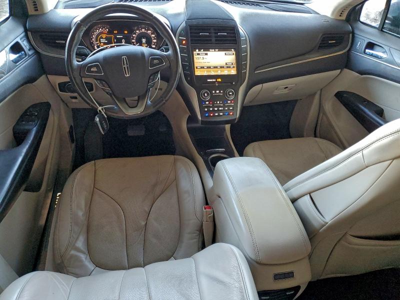 Photo 8 from auction – 2018 LINCOLN MKC RESERV with VIN 5LMCJ3C91JUL19559