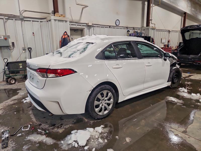 Photo 3 from auction – 2022 TOYOTA COROLLA LE with VIN 5YFEPMAE0NP357338