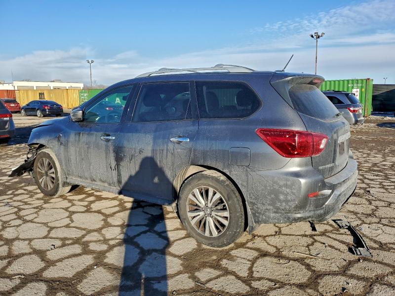 Photo 2 from auction – 2017 NISSAN PATHFINDER with VIN 5N1DR2MM8HC681482