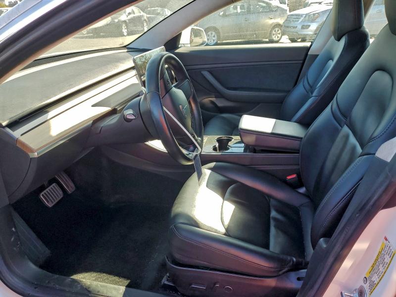 Photo 7 from auction – 2017 TESLA MODEL 3 with VIN 5YJ3E1EA9HF001537