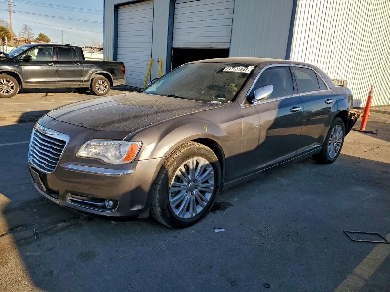 CHRYSLER 300C 2013 с VIN 2C3CCAKT5DH564721 - Фото с аукциона
