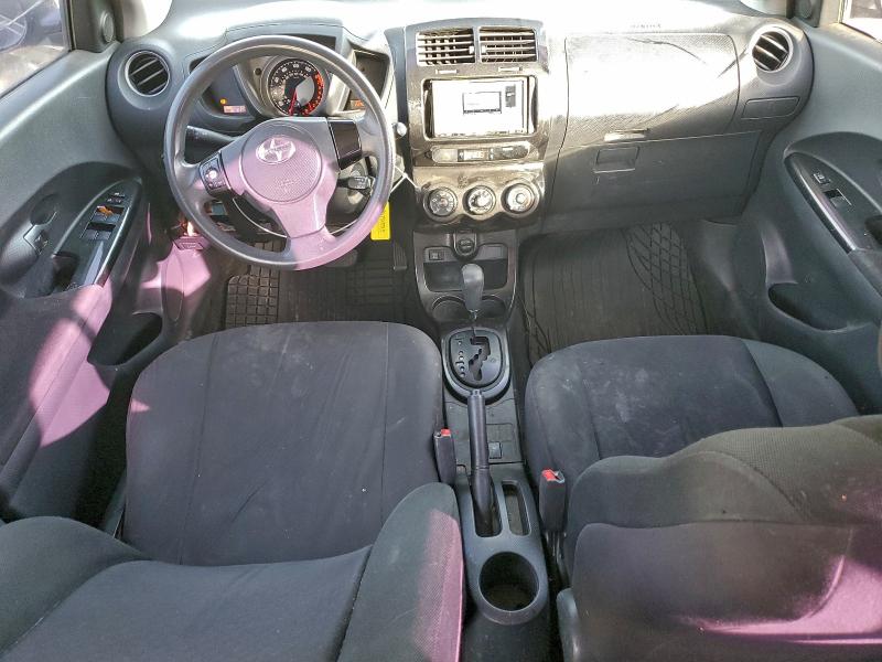 Photo 8 from auction – 2010 TOYOTA SCION XD with VIN JTKKU4B46AJ053830