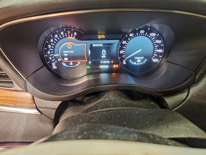 Photo 9 from auction – 2017 LINCOLN MKC SELECT with VIN 5LMCJ2C99HUL20950