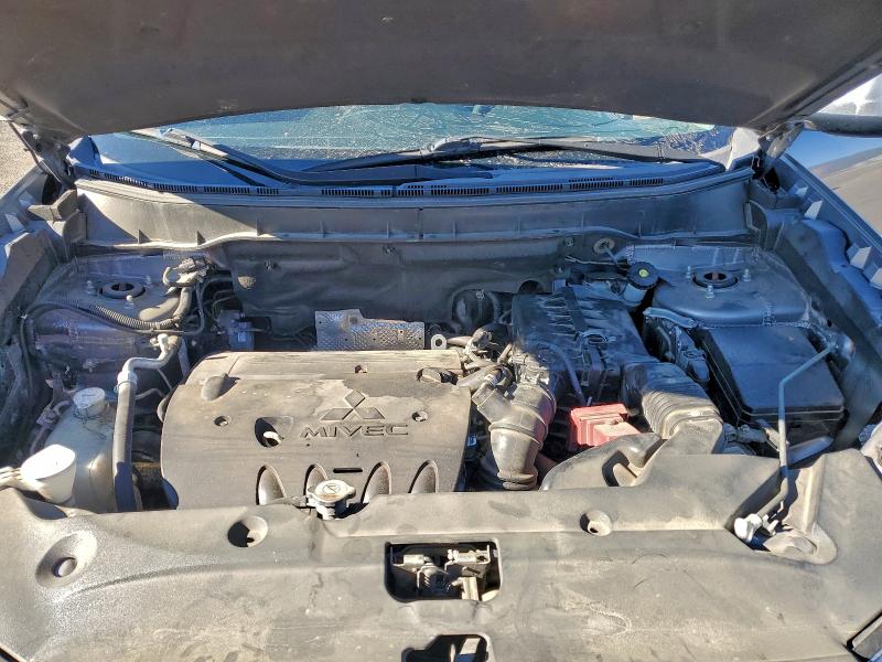 Photo 11 from auction – 2015 MITSUBISHI OUTLANDER with VIN 4A4AR3AU8FE055006