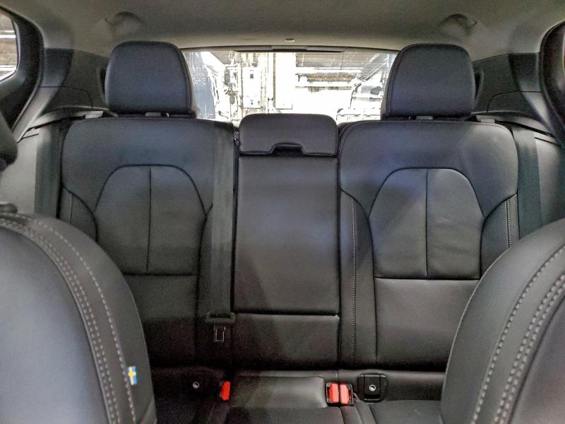 Photo 10 from auction – 2025 VOLVO XC40 CORE with VIN YV4L12UJ2S2603898