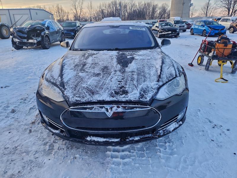 Photo 5 from auction – 2013 TESLA MODEL S with VIN 5YJSA1DP9DFP18785