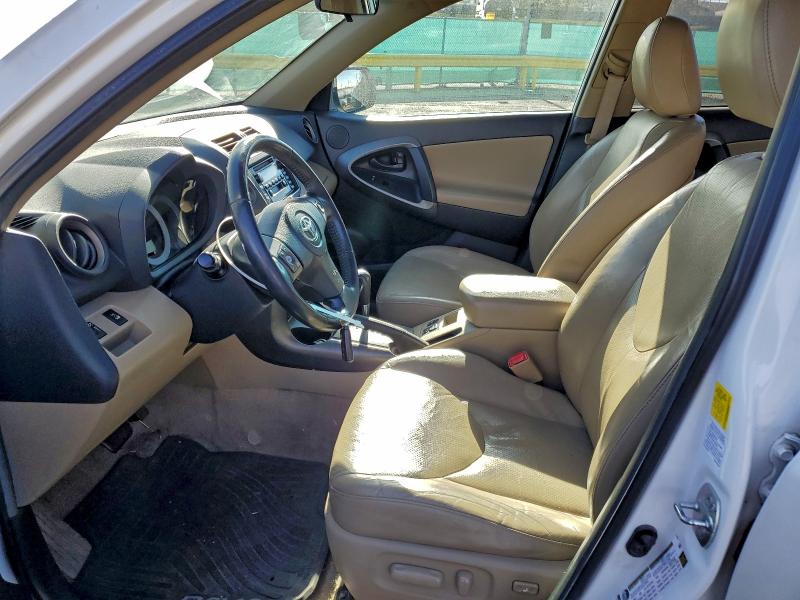 Photo 7 from auction – 2011 TOYOTA RAV4 LIMIT with VIN 2T3DK4DV0BW036956