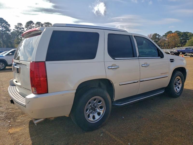 Photo 3 from auction – 2009 CADILLAC ESCALADE with VIN 1GYFC13249R206445