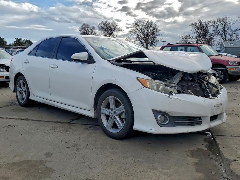 Photo 4 from auction – 2014 TOYOTA CAMRY L with VIN 4T1BF1FK3EU810126