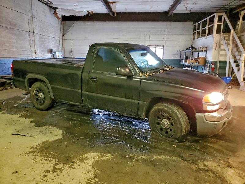 Photo 4 from auction – 2005 GMC NEW SIERRA with VIN 1GTEC14V85E171341