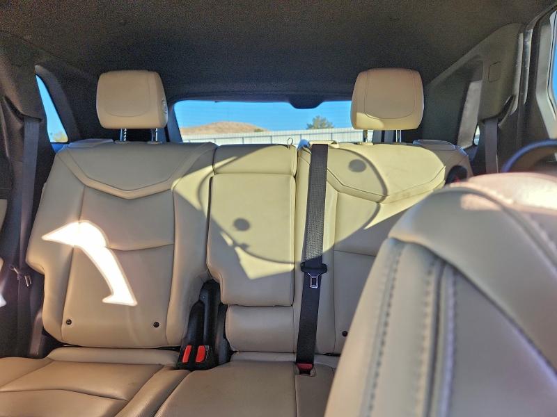 Photo 10 from auction – 2018 CADILLAC XT5 with VIN 1GYKNARS7JZ132488