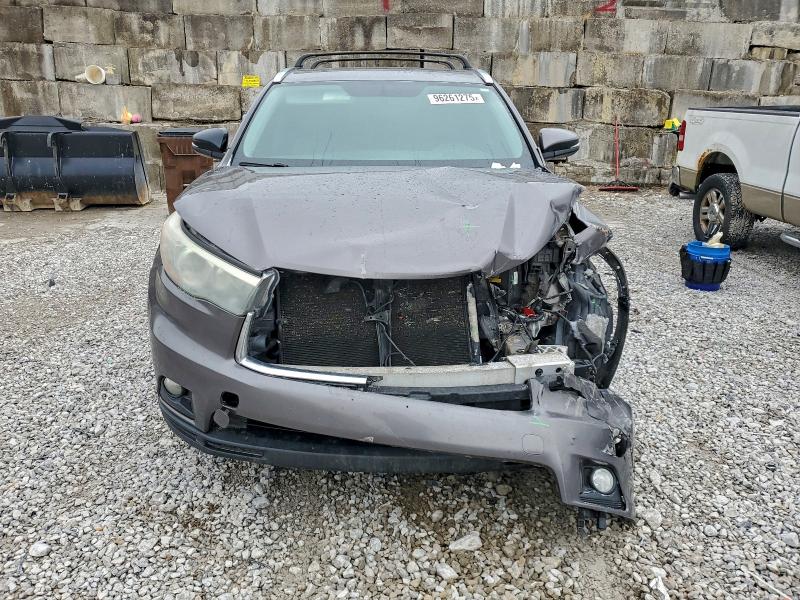 Photo 5 from auction – 2015 TOYOTA HIGHLANDER with VIN 5TDJKRFHXFS109085