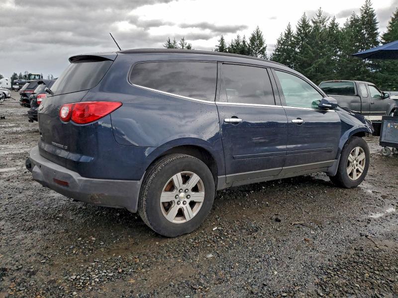 Photo 3 from auction – 2011 CHEVROLET TRAVERSE L with VIN 1GNKRGED2BJ393748
