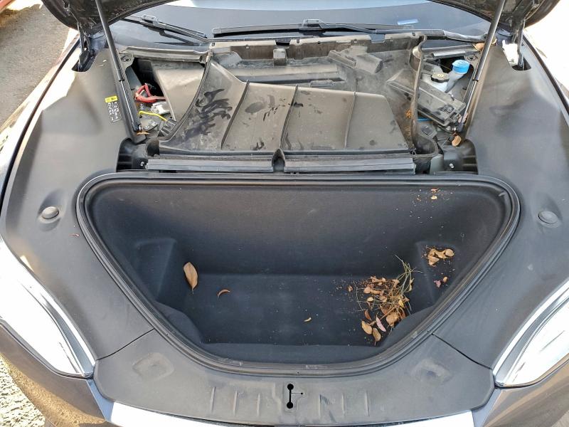 Photo 11 from auction – 2017 TESLA MODEL S with VIN 5YJSA1E10HF225979