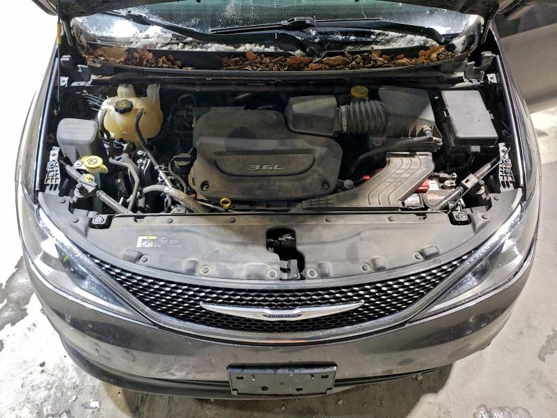 Photo 12 from auction – 2019 CHRYSLER PACIFICA L with VIN 2C4RC1CG1KR533383
