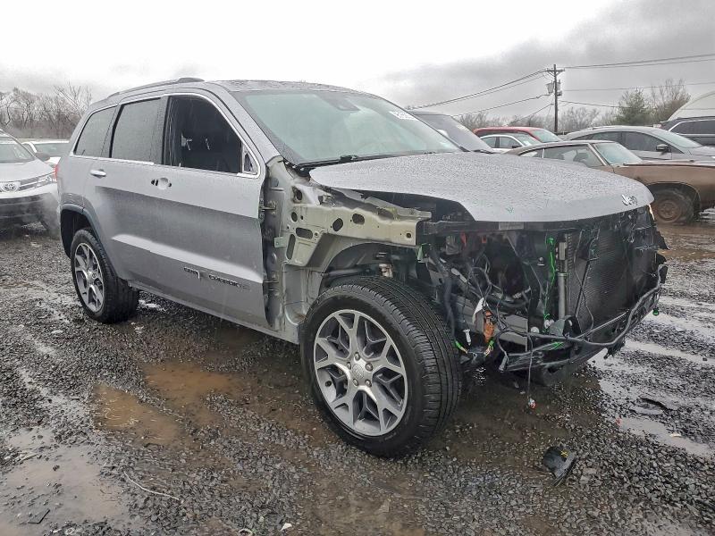 Photo 4 from auction – 2019 JEEP GRAND CHER with VIN 1C4RJFBG2KC608735