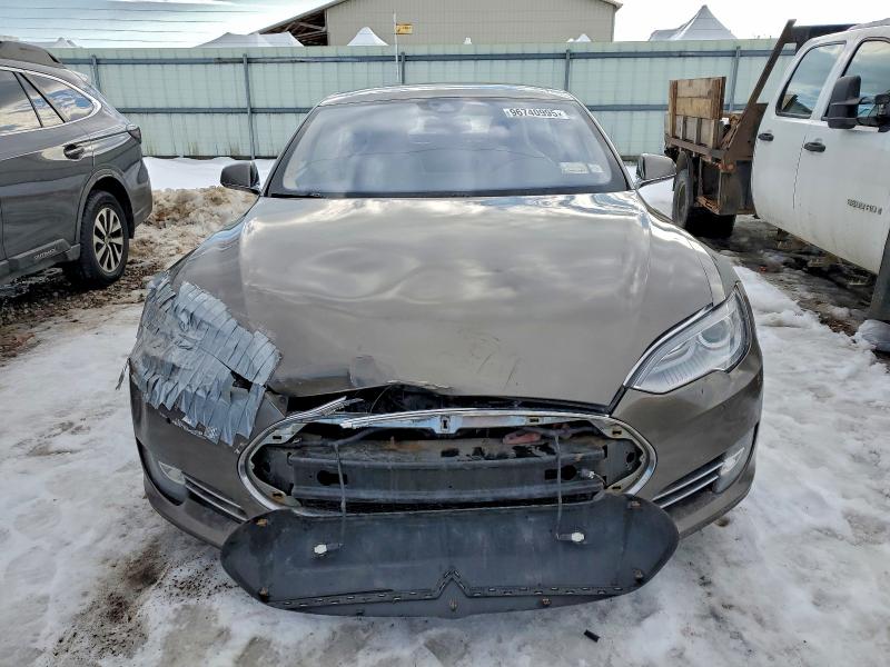 Photo 5 from auction – 2015 TESLA MODEL S with VIN 5YJSA1E26FF106310