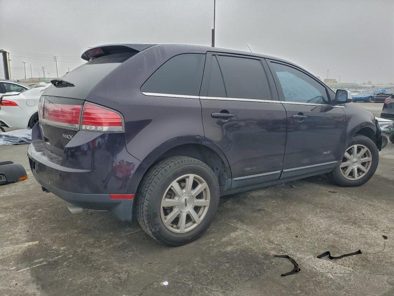 Photo 3 from auction – 2007 LINCOLN MKX with VIN 2LMDU68C57BJ09926