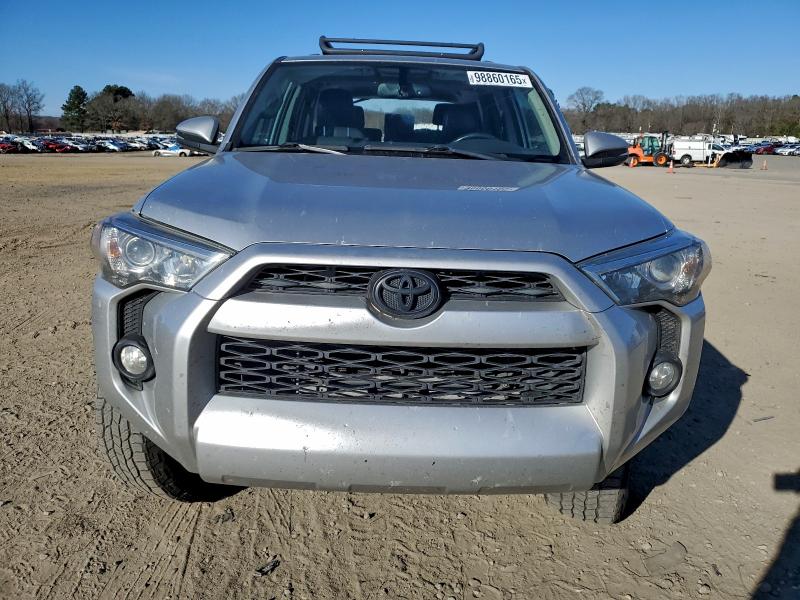 Photo 5 from auction – 2017 TOYOTA 4RUNNER with VIN JTEBU5JR4H5412259
