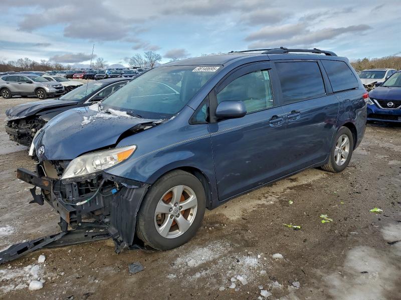 TOYOTA SIENNA LE 2014 with VIN 5TDKK3DC2ES497405 - Photo from auction