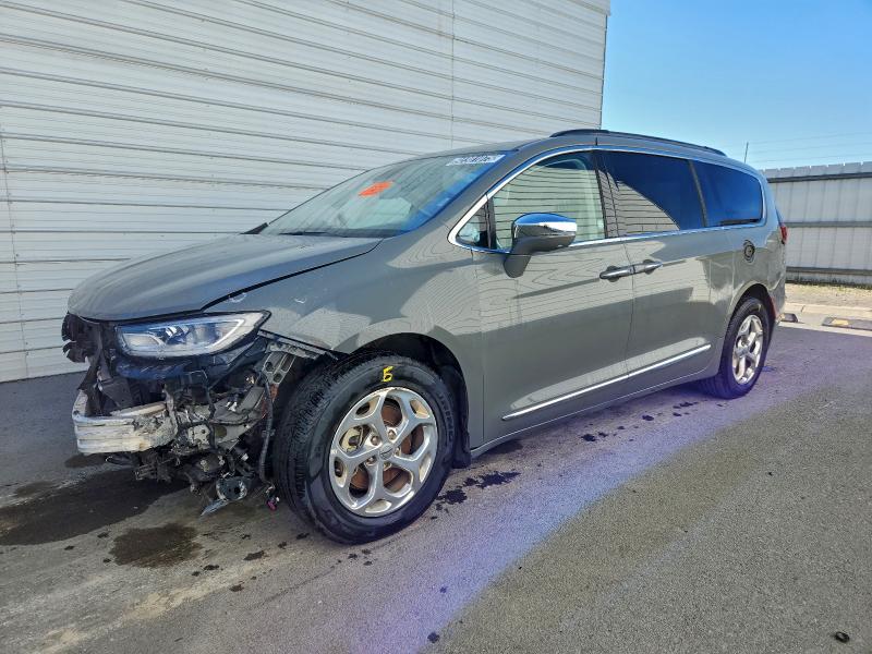 CHRYSLER PACIFICA L 2022 with VIN 2C4RC1GG5NR111664 - Photo from auction