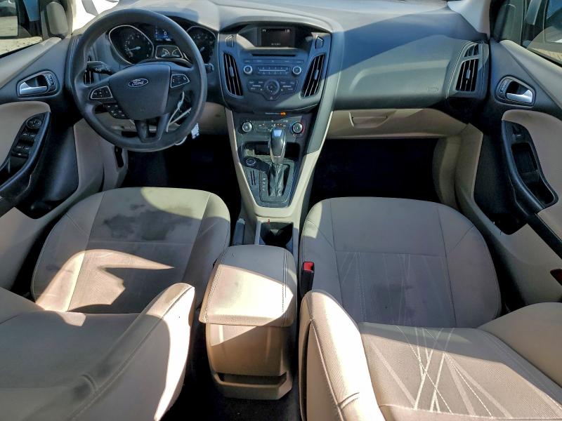 Photo 8 from auction – 2016 FORD FOCUS SE with VIN 1FADP3K28GL342825