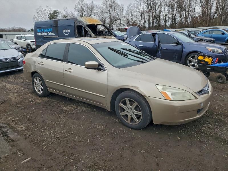 Photo 4 from auction – 2005 HONDA ACCORD with VIN 1HGCM56715A035409