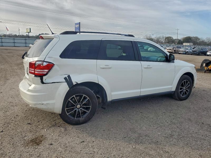 Photo 3 from auction – 2017 DODGE JOURNEY SE with VIN 3C4PDCAB7HT695564