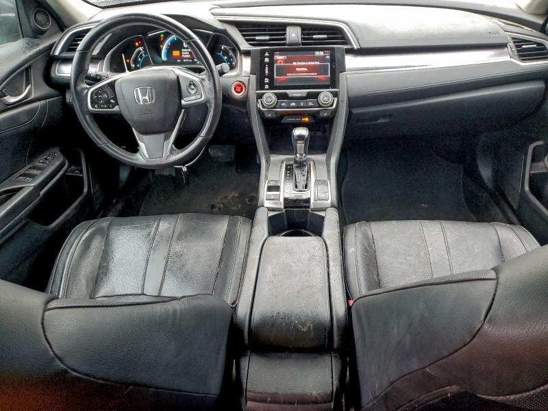 Photo 8 from auction – 2016 HONDA CIVIC EXL with VIN 2HGFC1F71GH636848