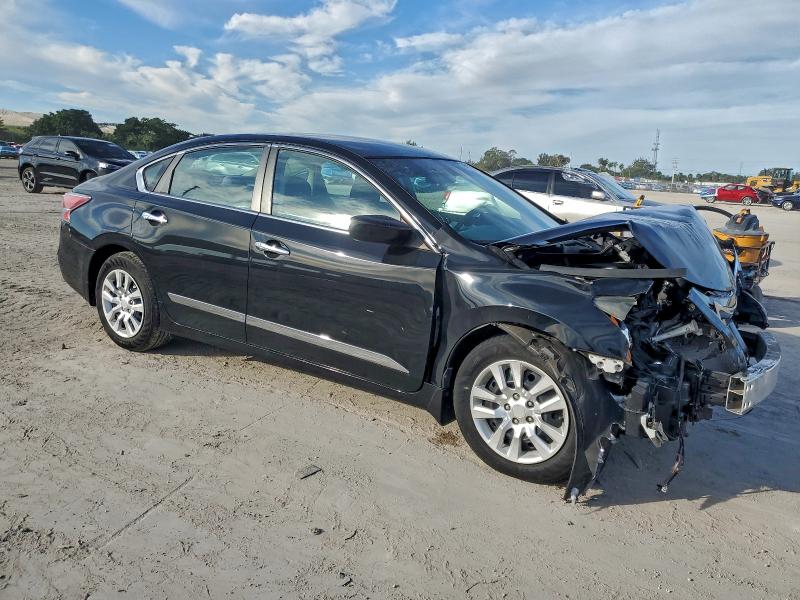 Photo 4 from auction – 2015 NISSAN ALTIMA 2.5 with VIN 1N4AL3AP3FC113334