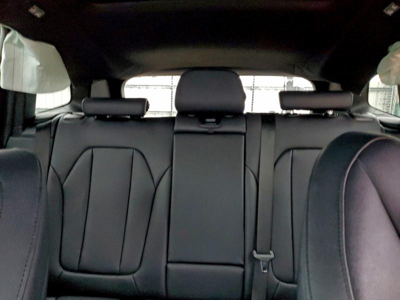 Photo 10 from auction – 2018 BMW X3 XDRIVE3 with VIN 5UXTR9C51JLD57476