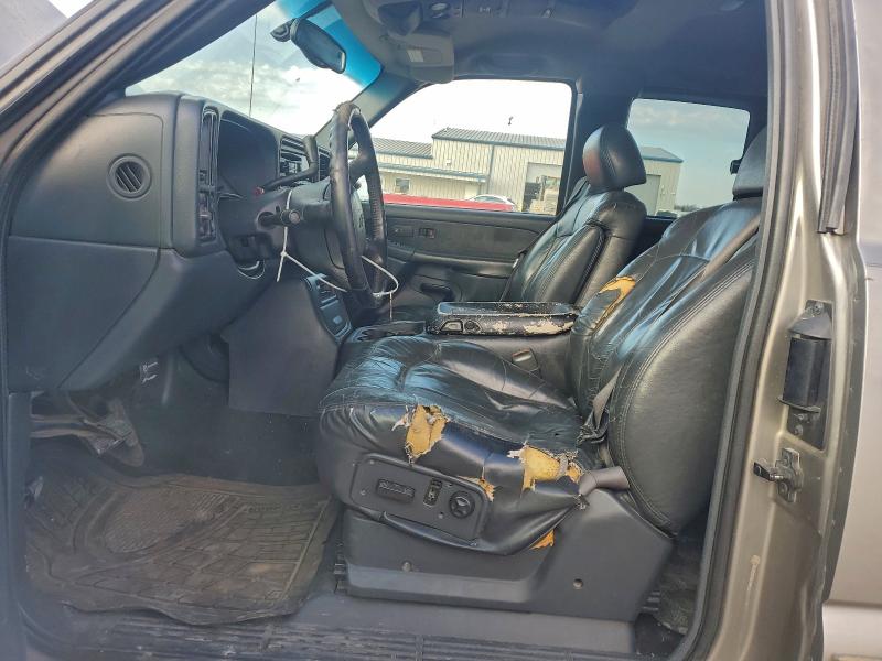 Photo 7 from auction – 2001 CHEVROLET SILVERADO with VIN 2GCEC19T911133359