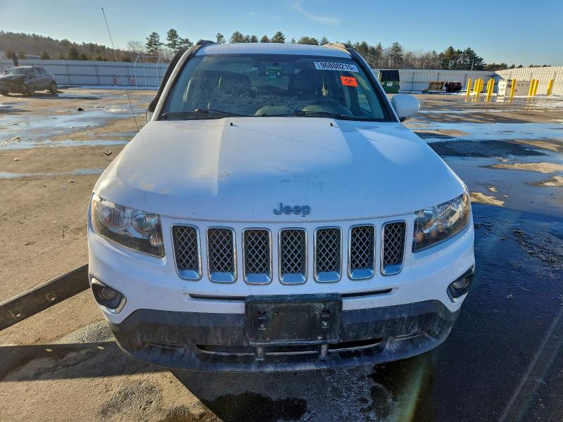 Photo 5 from auction – 2017 JEEP COMPASS LA with VIN 1C4NJDEB4HD108579