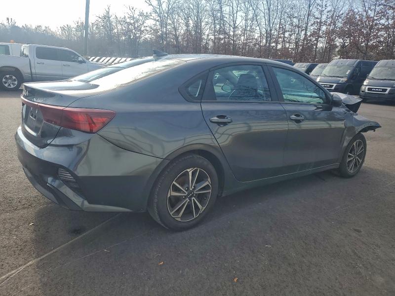Photo 3 from auction – 2023 KIA FORTE LX with VIN 3KPF24AD0PE646704