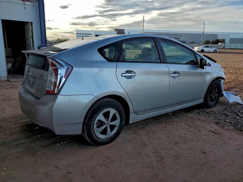 Photo 3 from auction – 2015 TOYOTA PRIUS with VIN JTDKN3DU2F1876676