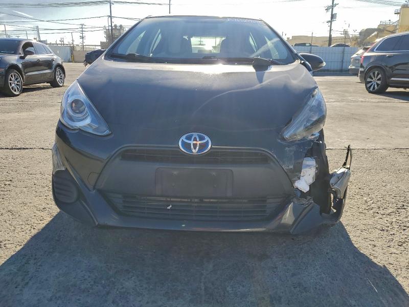 Photo 5 from auction – 2016 TOYOTA PRIUS C with VIN JTDKDTB34G1120961