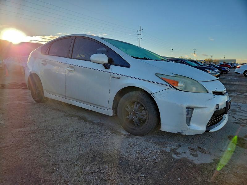 Photo 4 from auction – 2014 TOYOTA PRIUS with VIN JTDKN3DU2E1738618