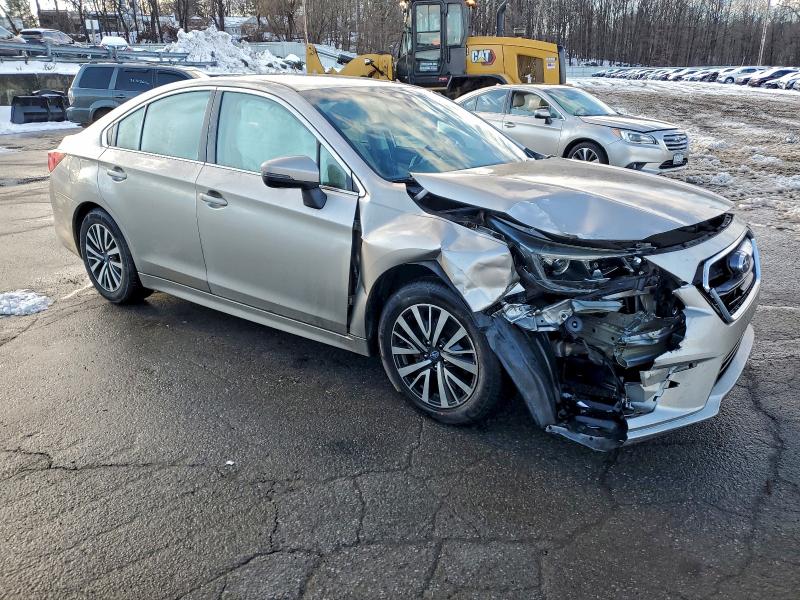 Photo 4 from auction – 2019 SUBARU LEGACY 2.5 with VIN 4S3BNAF66K3025823