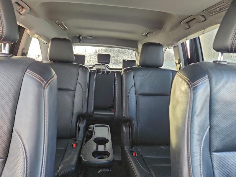 Photo 10 from auction – 2018 TOYOTA HIGHLANDER with VIN 5TDDZRFH4JS490983