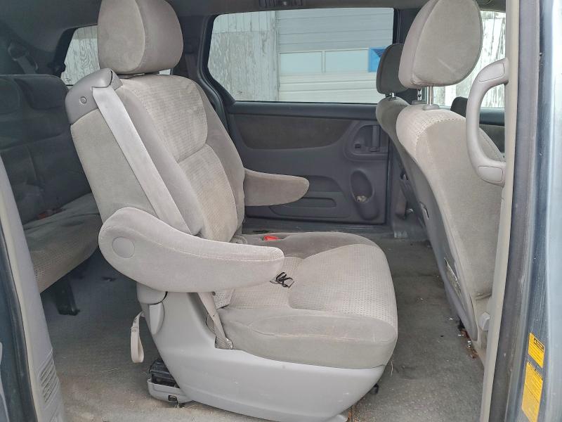 Photo 11 from auction – 2008 TOYOTA SIENNA LE with VIN 5TDBK23C48S018160