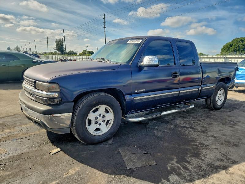 CHEVROLET SILVERADO 2001 with VIN 2GCEC19V111377007 - Photo from auction