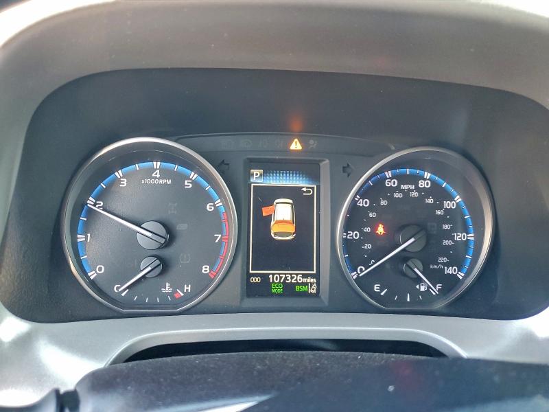 Photo 9 from auction – 2018 TOYOTA RAV4 ADVEN with VIN 2T3RFREV7JW813637