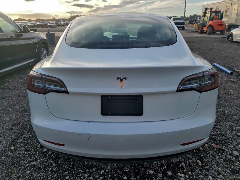 Photo 6 from auction – 2022 TESLA MODEL 3 with VIN 5YJ3E1EA0NF369925