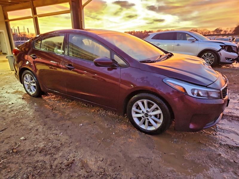 Photo 4 from auction – 2017 KIA FORTE LX with VIN 3KPFL4A77HE131885
