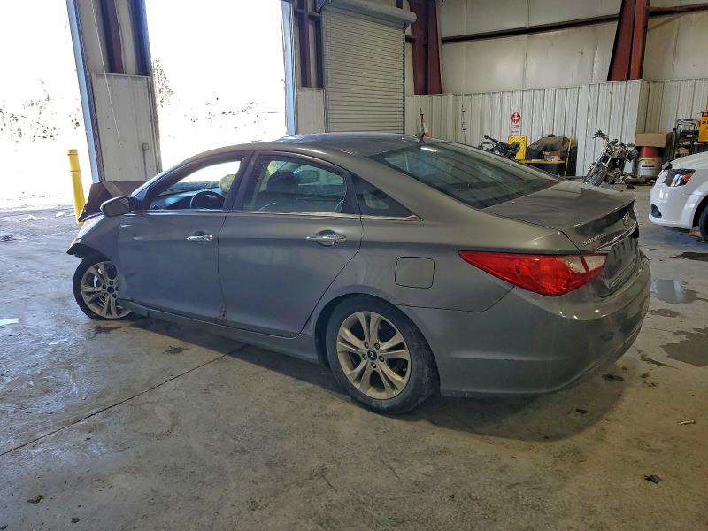 Photo 2 from auction – 2011 HYUNDAI SONATA SE with VIN 5NPEC4AC9BH130393