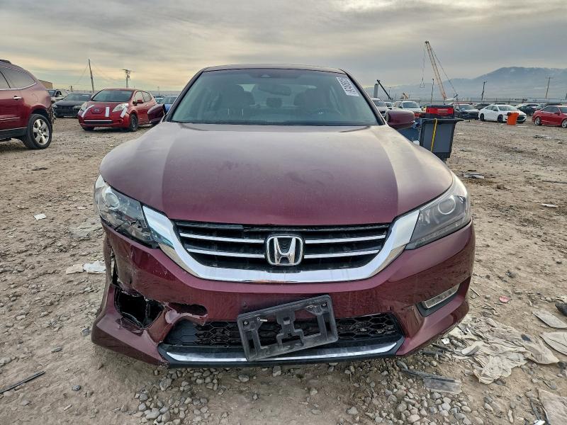 Photo 5 from auction – 2013 HONDA ACCORD with VIN 1HGCR3F82DA048649