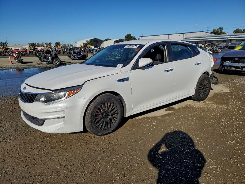 Photo 1 from auction – 2016 KIA OPTIMA LX with VIN 5XXGT4L32GG018530