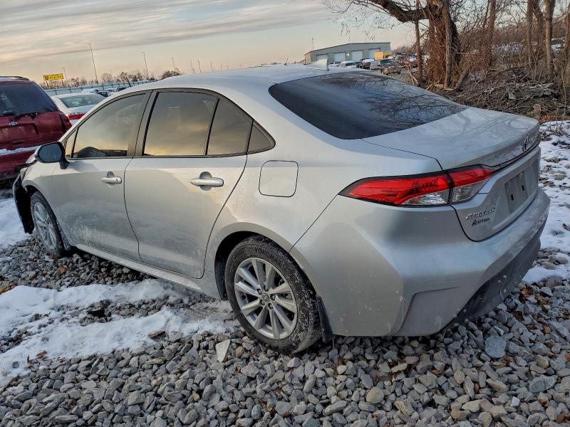 Photo 2 from auction – 2025 TOYOTA COROLLA LE with VIN JTDBCMFE4S3100663