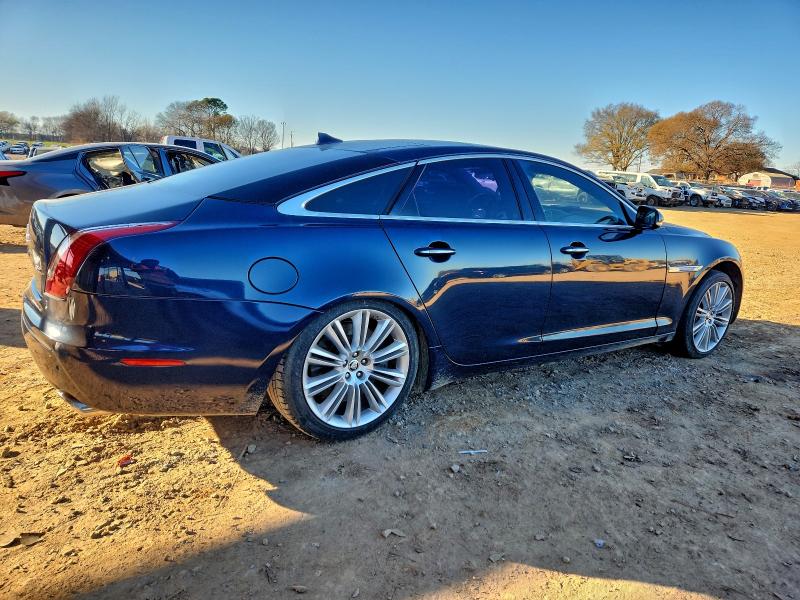 Photo 3 from auction – 2013 JAGUAR XJ SUPERCH with VIN SAJWA1GE4DMV44578